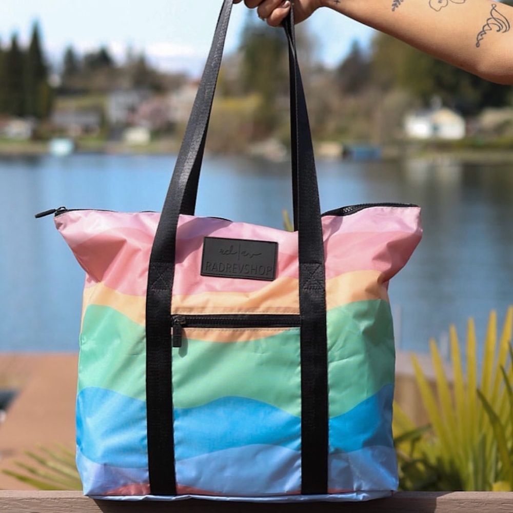 Brand New Rad Revolution / Rad Rev Shop Sunrise Packable Tote